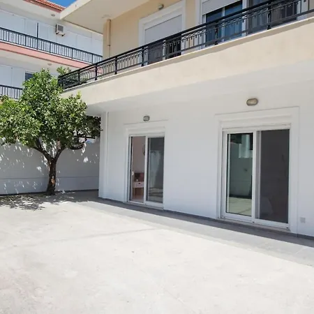 Rhodes Center 2-bedroom Lejlighed