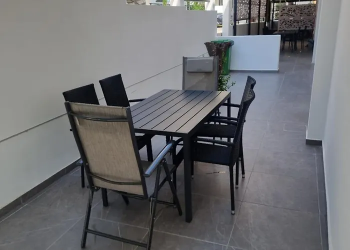 Rhodes Center 2-bedroom Rhodes City